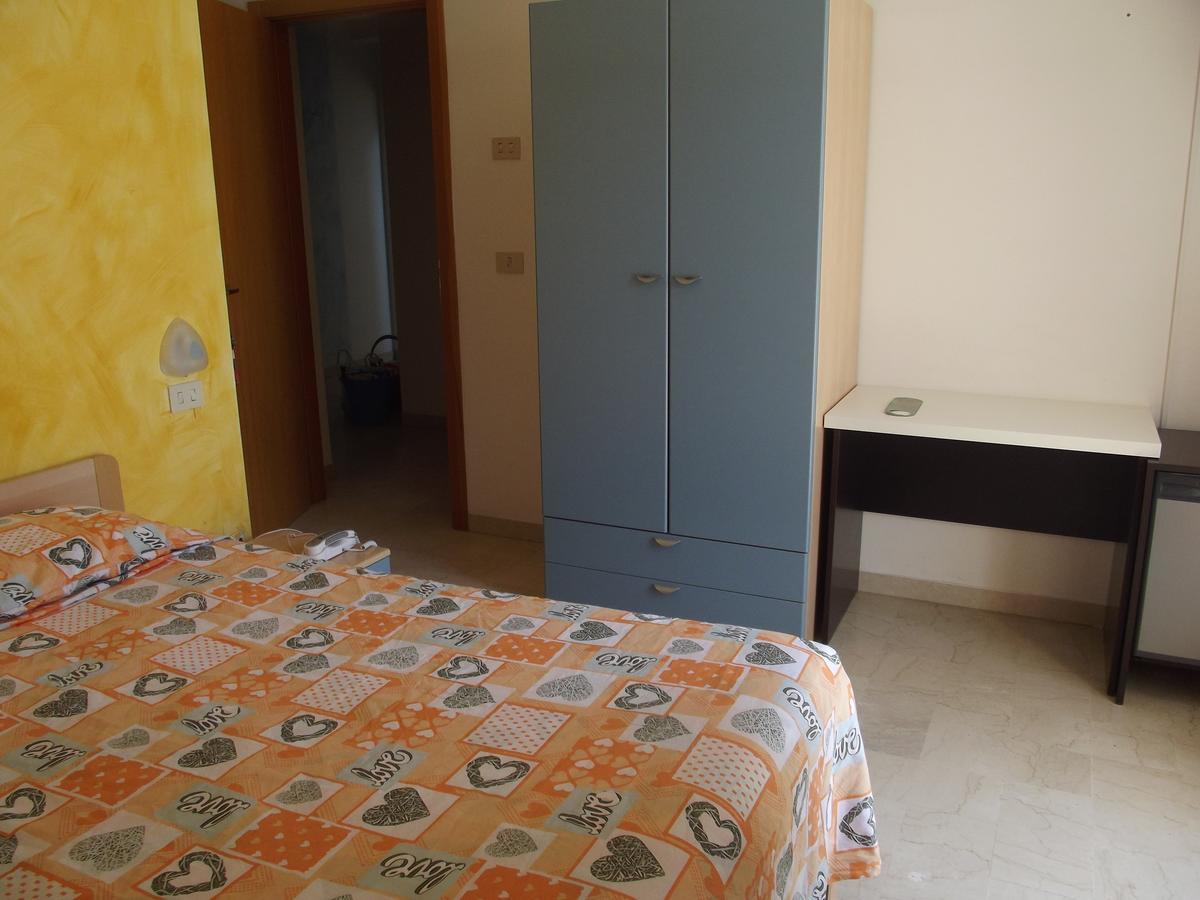 Hotel Sabbia D'Oro Pineto Exteriér fotografie